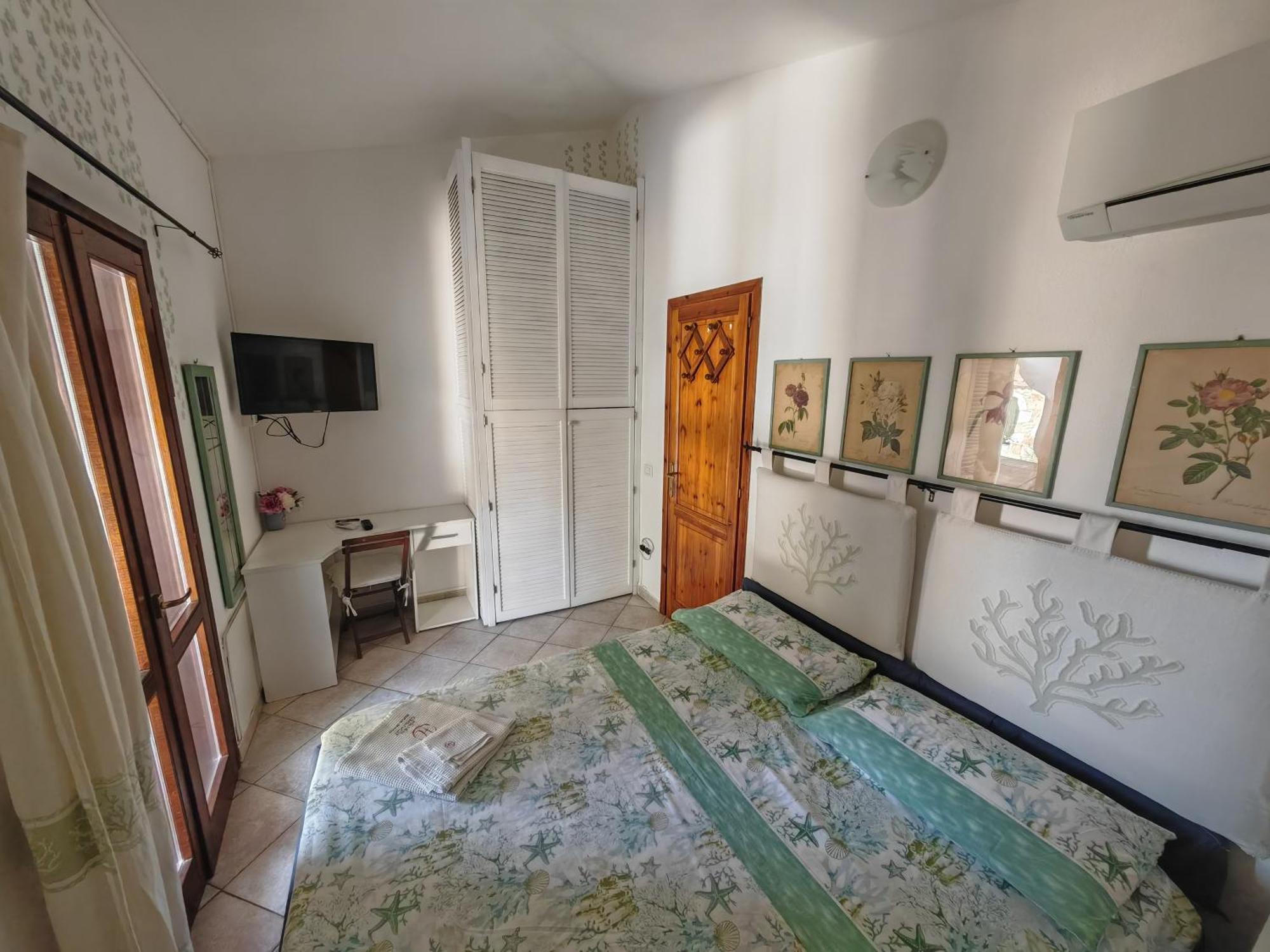 Bed and Breakfast Da Teresa San Teodoro  Zimmer foto